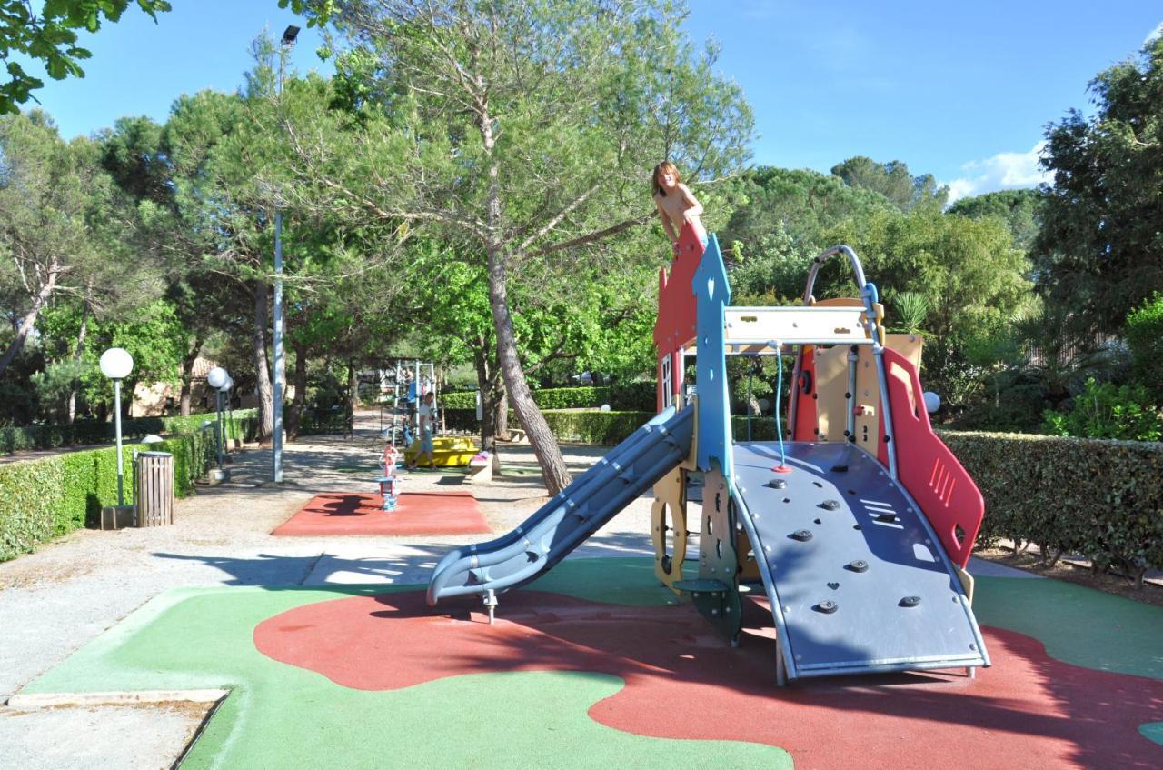 Greenchalets Roquebrune Sur Argens Exteriör bild